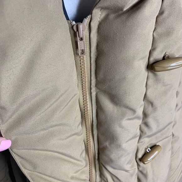 Vintage 80s Snowbird Goose Down Coat XS Tan Quilted Puffer High Collar Button Zi - Picture 3 of 10